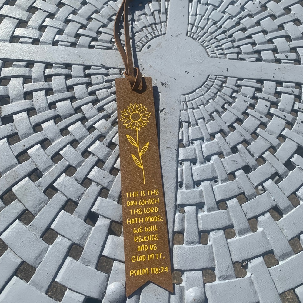Sunflower —— Spring Bookmark